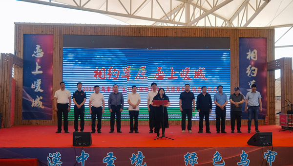 趙敬凱受邀出席鄂爾多斯烏審旗文旅系列活動(dòng)開(kāi)幕式