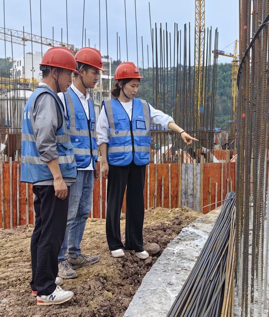 陜煤建設(shè)韓城分公司踐行“四個倡導”見實效 之倡導做一名學習型員工