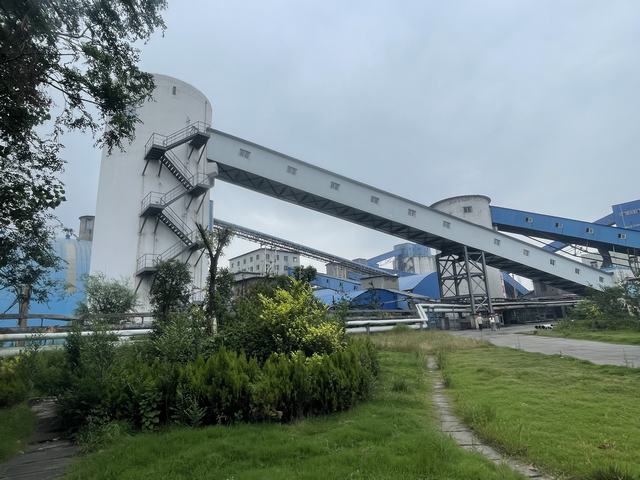 陜煤建設(shè)韓城分公司土建六項目部:下峪口煤礦洗煤廠地面架空皮帶走廊工程順利通過竣工驗收