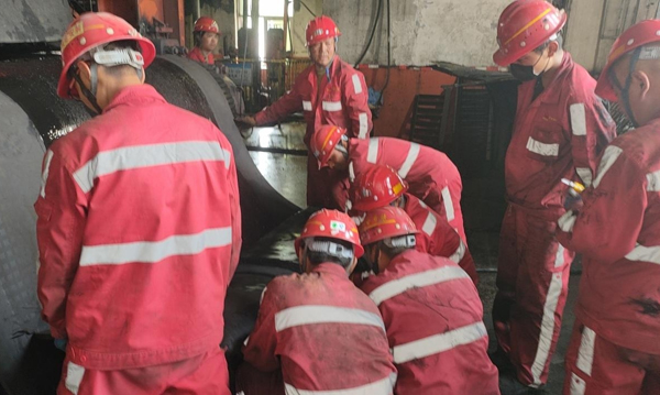 陜煤建設(shè)機電安裝公司曹家灘項目部38小時完成三項檢修任務(wù)