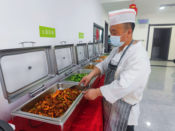 陜煤建設(shè)礦建三公司：走進(jìn)職工食堂，品嘗?！笆睢泵朗?></div>
                                <div   id=