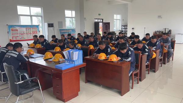 陜煤建設(shè)洗選煤運營公司神渭蒲城運營項目部：堅持“黨建+安全”，筑牢安全生產(chǎn)堡壘