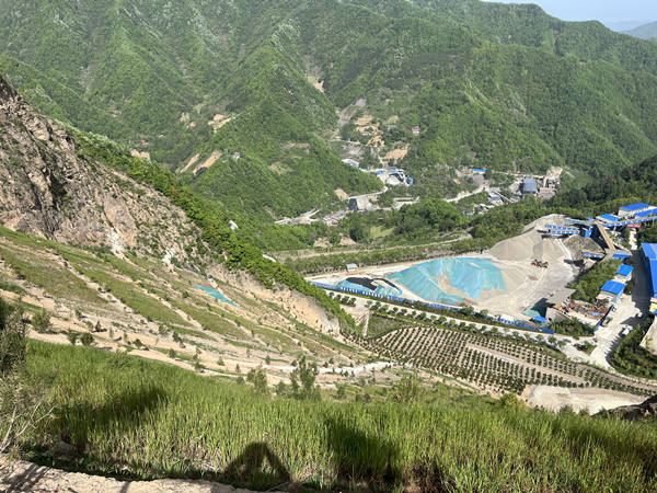 搶工期、保質(zhì)量，只爭朝夕施工忙