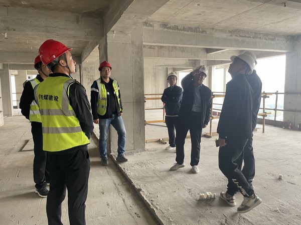 陜煤建設銅煤公司第二項目部與陜煤建設西北分公司加強精細化對標，共同提升項目管理水平