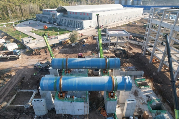 陜煤建設機電安裝公司煤矸石制陶粒項目回轉(zhuǎn)窯吊裝安全完成