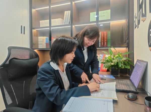 陜煤建設礦建三公司：“寶藏”讀書角，解鎖閱讀學習“新姿勢”