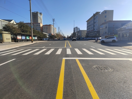 陜煤建設(shè)承建的上郡北路順利通車！