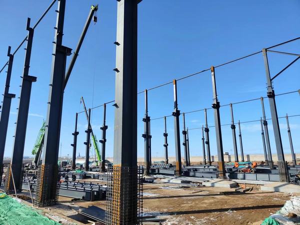 陜煤建設(shè)渭南分公司第十五項(xiàng)目部頂嚴(yán)寒搶工期 打響冬季施工“攻堅戰(zhàn)”