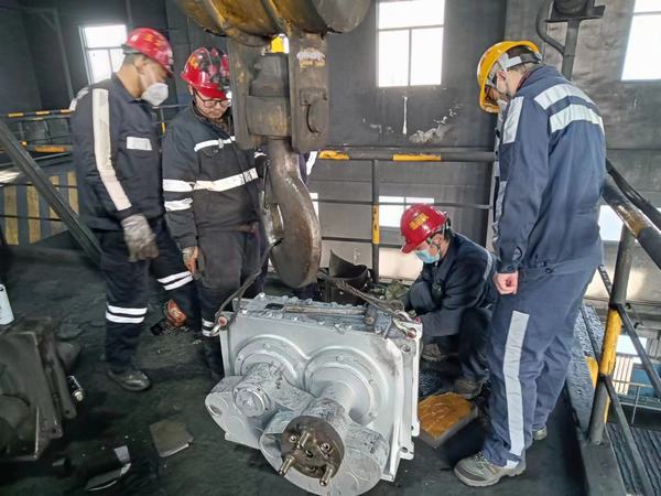 陜煤建設(shè)洗選煤運(yùn)營公司澄合山陽運(yùn)營項(xiàng)目部：打響檢修攻堅(jiān)戰(zhàn)，護(hù)航安全生產(chǎn)行穩(wěn)致遠(yuǎn)