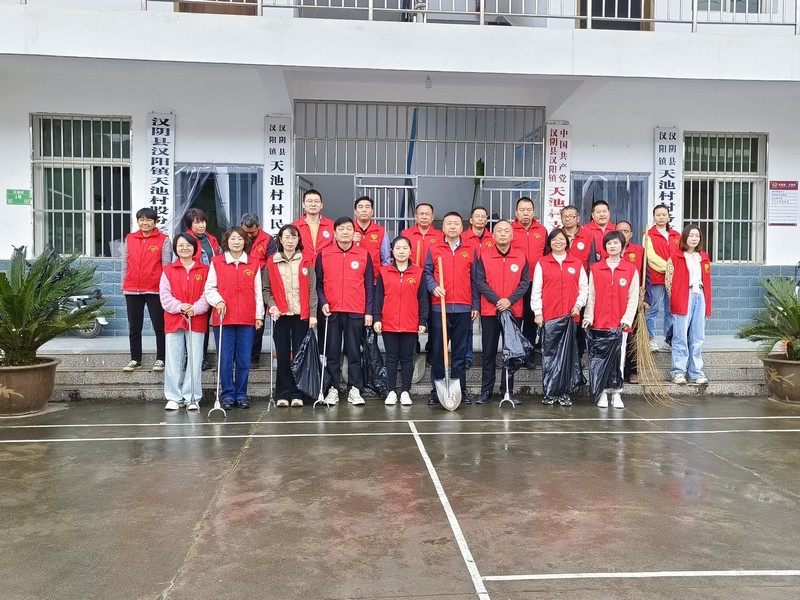 陜煤建設(shè)定點(diǎn)幫扶村：開(kāi)展人居環(huán)境大整治文明實(shí)踐活動(dòng)