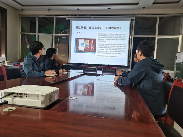 陜煤建設(shè)韓城分公司土建五項(xiàng)目部：“三線并進(jìn)”讓安全教育永遠(yuǎn)在路上！