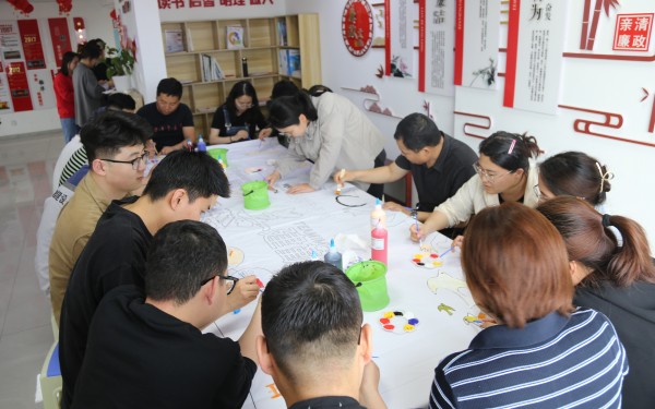 陜煤建設咸陽分公司開展“凝心聚力，多彩五一”趣味游戲活動