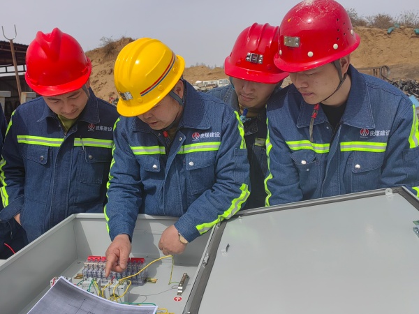 陜煤建設(shè)機(jī)電安裝公司：穩(wěn)崗補(bǔ)貼助企穩(wěn)航，技能補(bǔ)貼激勵(lì)前行