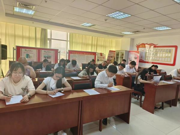 陜煤建設(shè)煤礦運(yùn)營(yíng)服務(wù)分公司：開展“六五”環(huán)境日環(huán)保宣傳活動(dòng)