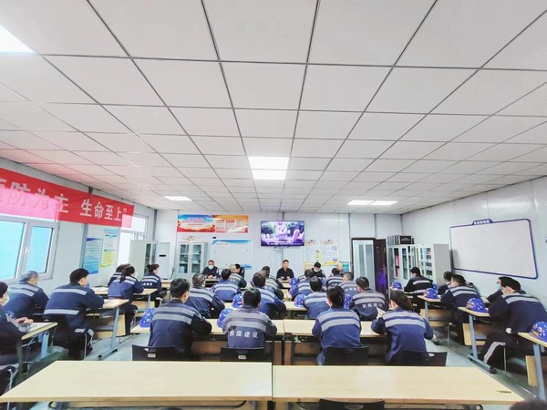 陜煤建設(shè)洗選煤運(yùn)營公司：團(tuán)員和青年站好崗 安全管理不缺位