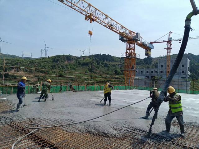 陜煤建設(shè)韓城分公司土建十一項(xiàng)目部：“雙輪驅(qū)”按下施工快鍵，“三維度”掀起建設(shè)熱潮