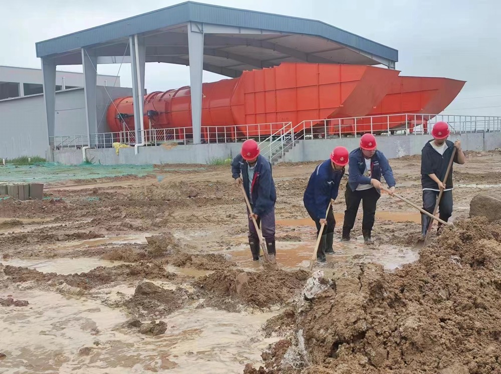 陜煤建設(shè)天工公司土建九部：防洪搶險(xiǎn)顯擔(dān)當(dāng)，共筑安全新防線