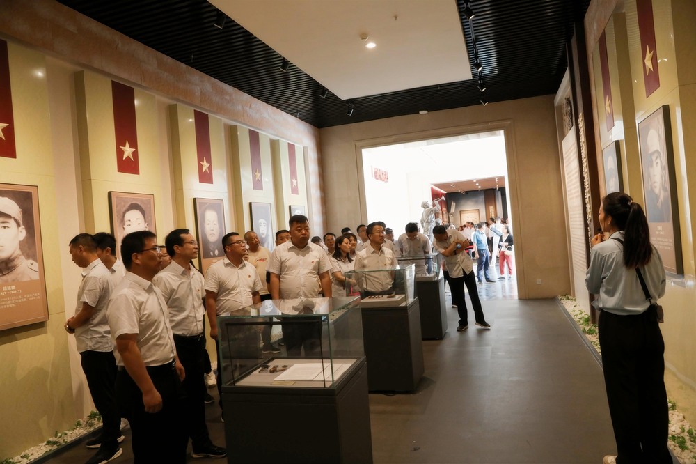 陜煤建設路橋分公司：“青” 力而為，“工” 不可沒