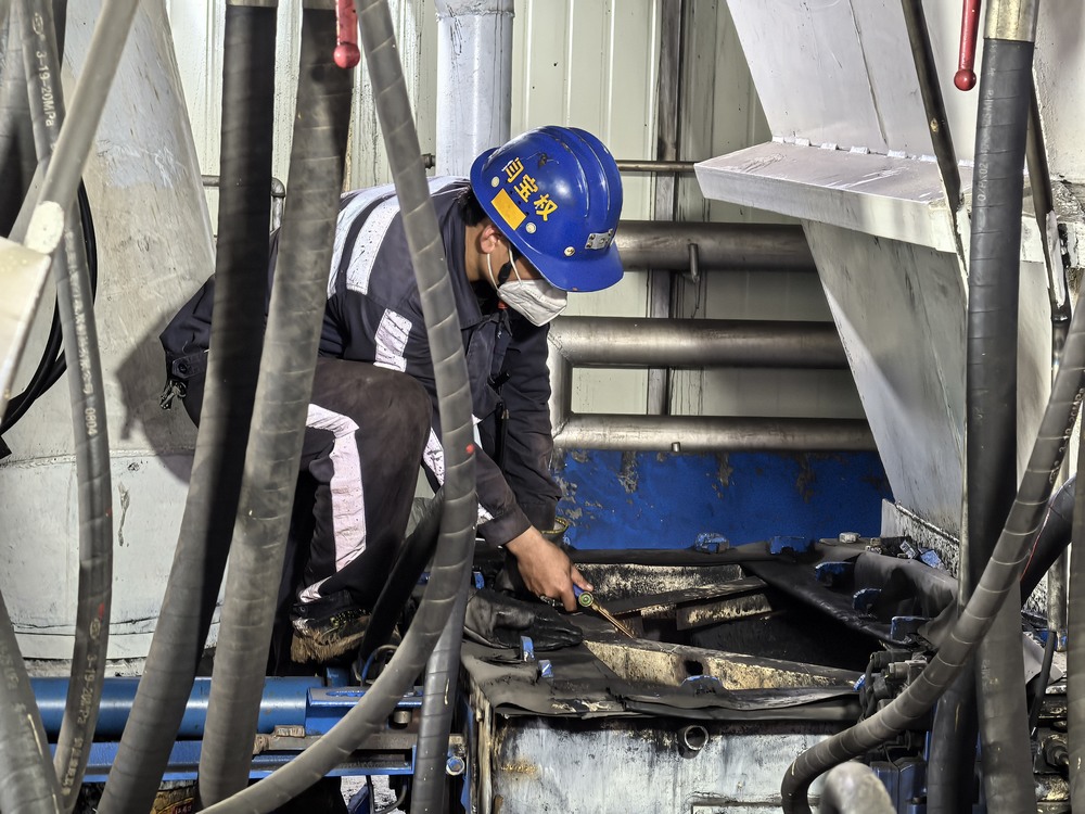 陜煤建設(shè)洗選煤運(yùn)營(yíng)公司紅柳林洗煤廠項(xiàng)目部： 開(kāi)車拒“九”  “十”則練兵