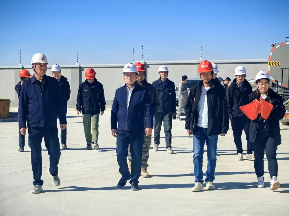 青海陜煤新能源科技有限公司董事長祝文軍深入陜煤建設天工公司基層項目開展國慶節(jié)安全檢查