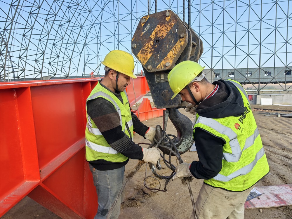 陜煤建設(shè)天工公司新疆第一項(xiàng)目部：酣戰(zhàn)十月黃金期，沖刺節(jié)點(diǎn)保進(jìn)度