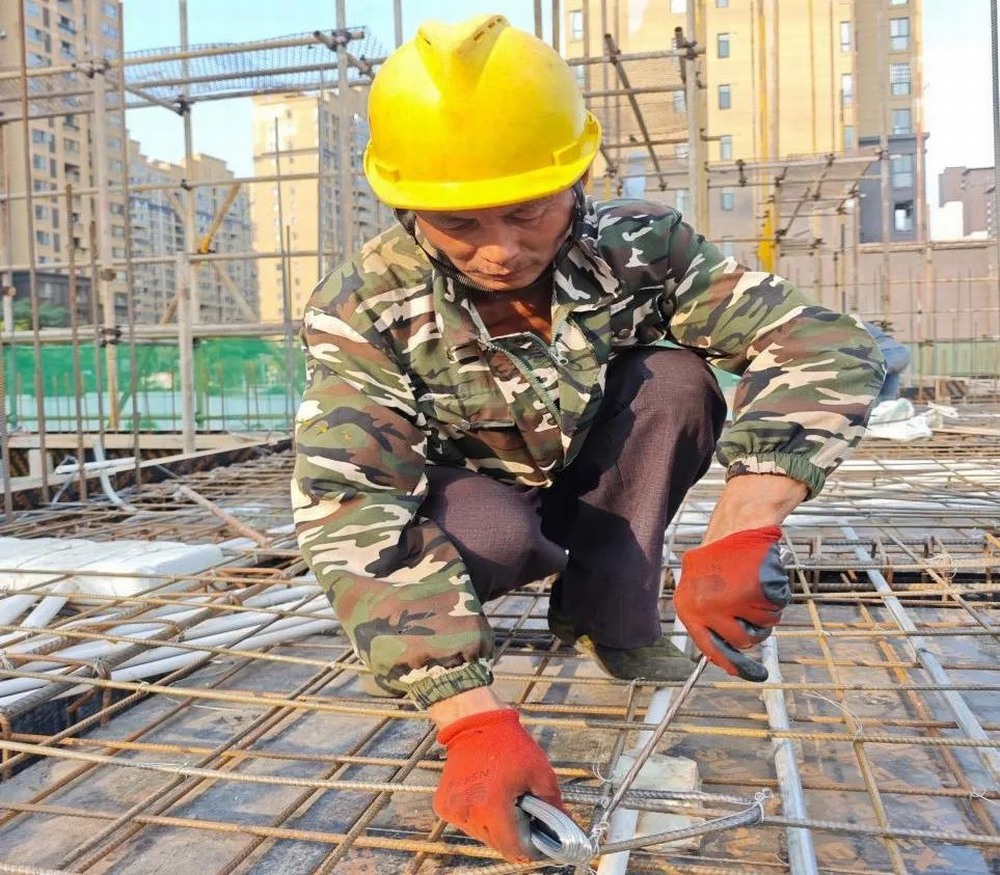 立冬，建筑工人的堅(jiān)守