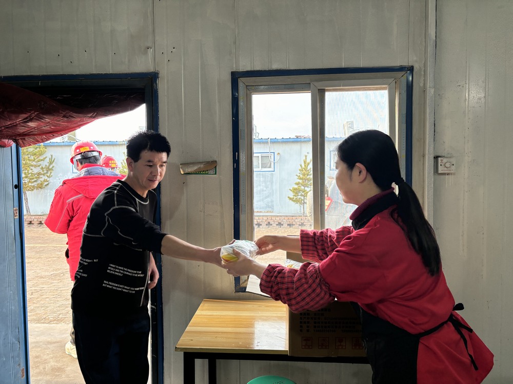 陜煤建設(shè)礦建二公司郭家灘項(xiàng)目部：改善職工生活，助力安全生產(chǎn)