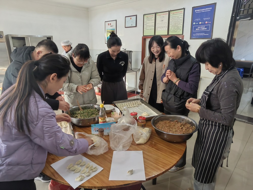 陜煤建設(shè)機電安裝公司：情暖冬至 爭當(dāng)主“餃”