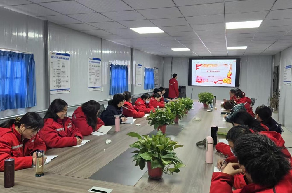 陜煤建設(shè)礦建二公司：重拳出擊，嚴把“安全關(guān)”