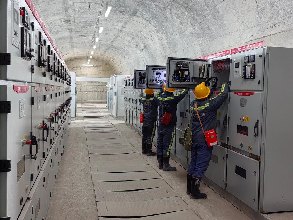 陜煤建設(shè)機(jī)電安裝公司酒鋼項(xiàng)目部：電氣安裝圓滿收官，安全質(zhì)量鑄就口碑