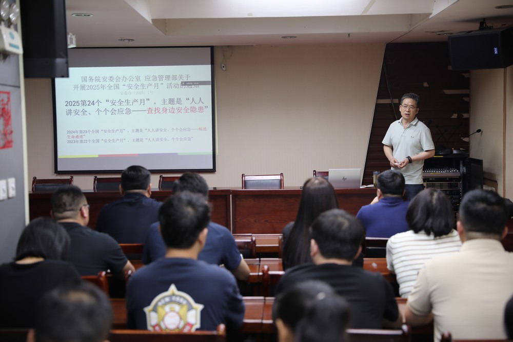 陜煤建設(shè)路橋分公司以宣傳為墨，繪就安全發(fā)展新圖景