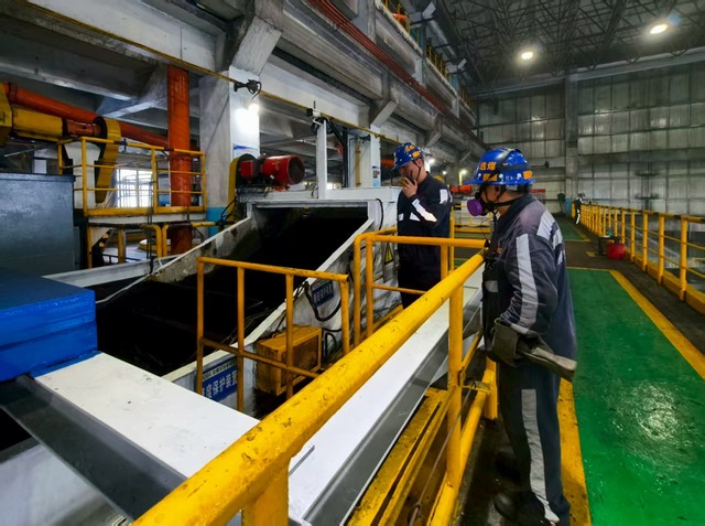 陜煤建設(shè)洗選煤運營公司紅柳林洗煤廠項目部：心有猛虎，細(xì)嗅薔薇