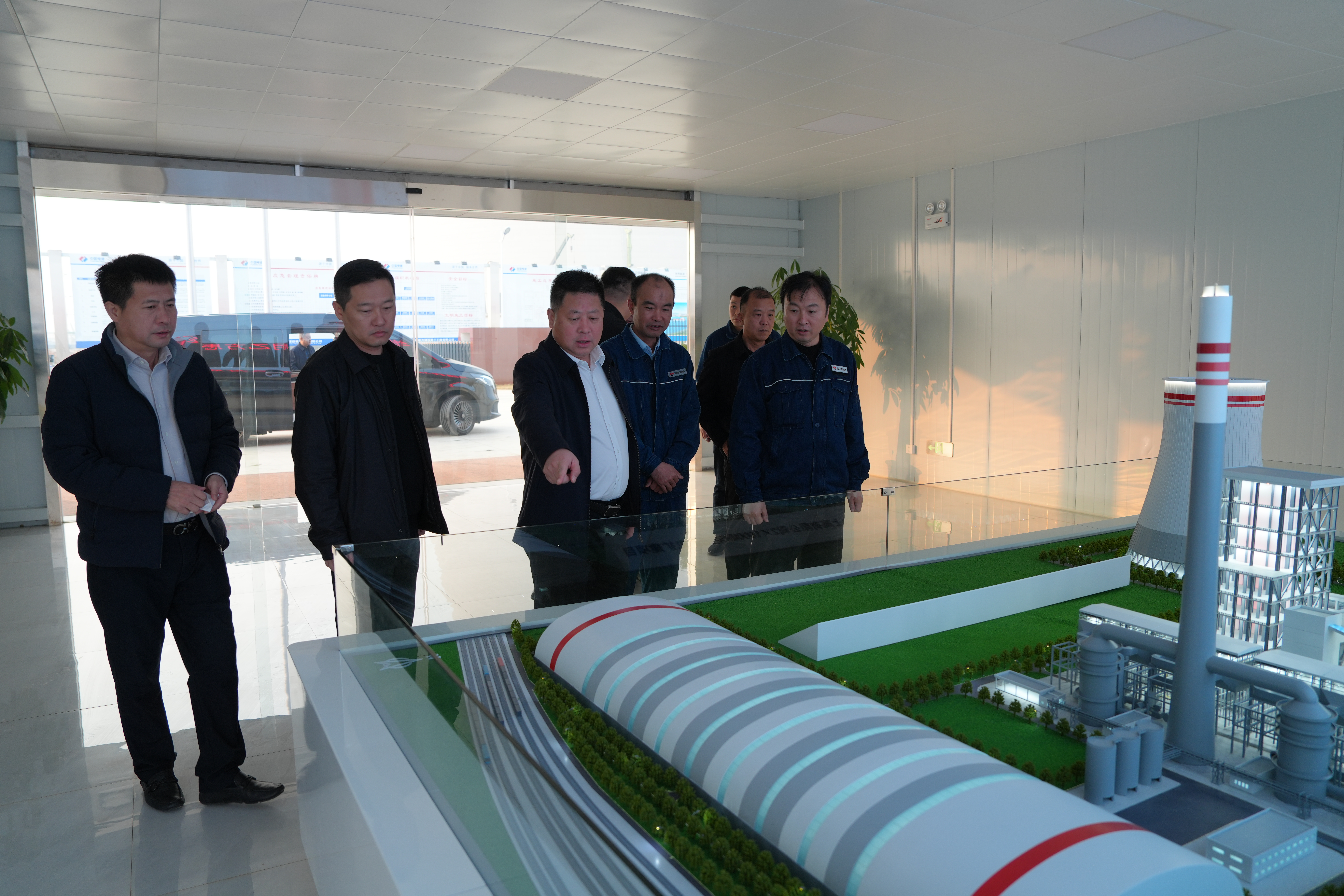 陜煤建設集團與陜煤電力上高公司就深化合作開展座談交流