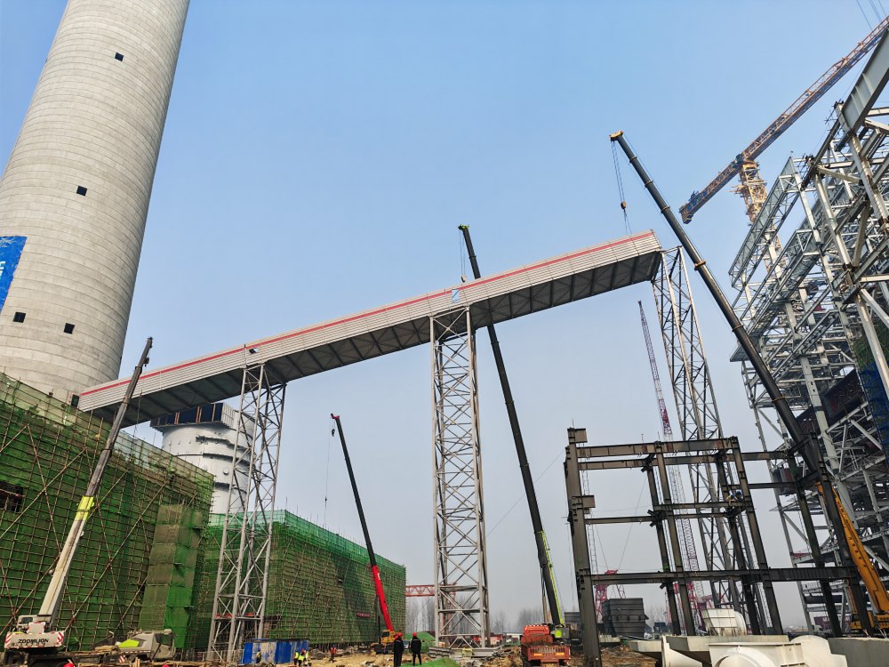 突破“空中走廊”！陜煤建設韓城分公司土建十六項目部承建的陜煤信陽超超臨界工程裝配式輸煤棧橋建設再傳捷報