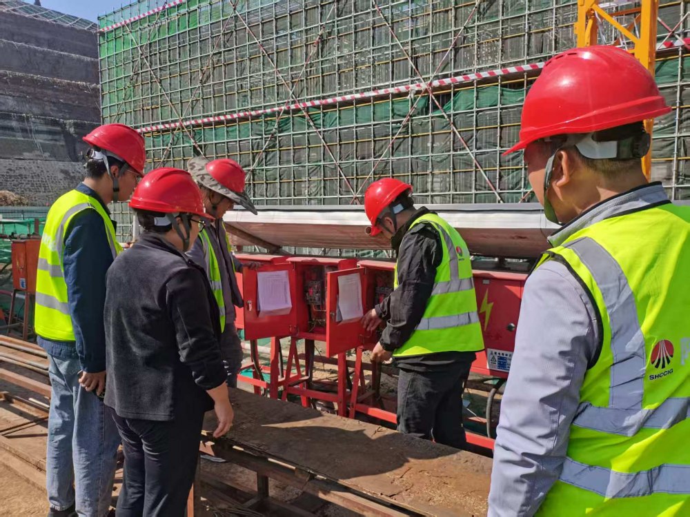 陜煤建設(shè)韓城分公司土建九項(xiàng)目部：黨建引領(lǐng)強(qiáng)擔(dān)當(dāng) “三亮三比”促發(fā)展