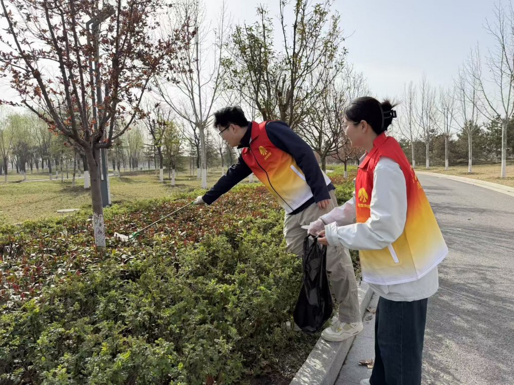 陜煤建設(shè)天工公司：三月春“鋒”暖人心 團團志愿踐初心