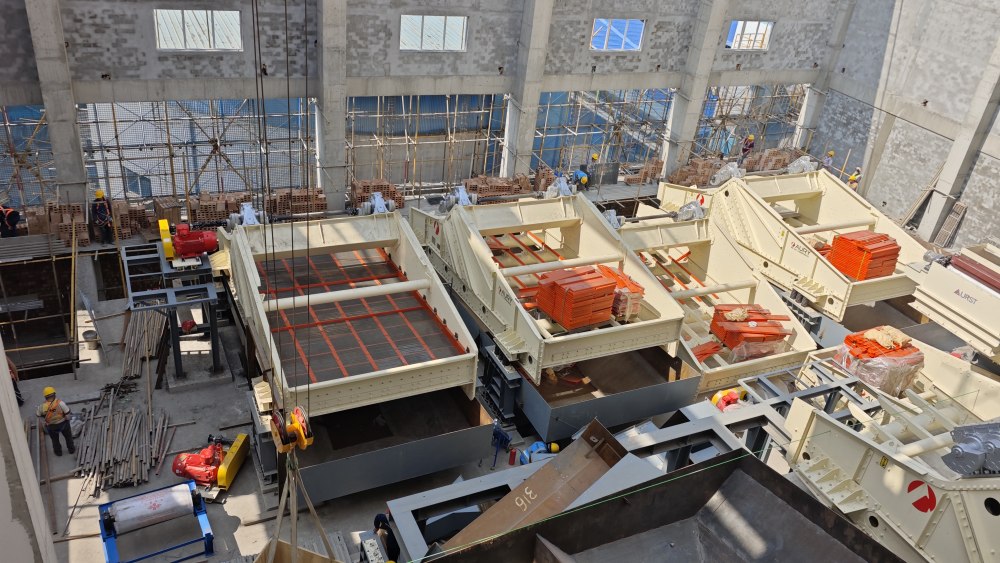 陜煤建設(shè)渭南分公司第三安裝項目部雙線鏖戰(zhàn)搶進(jìn)度 安全賦能促攻堅